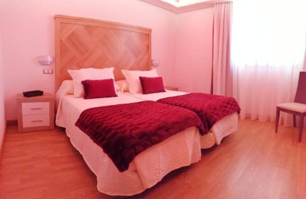 Mizmaya Ll Hotel Hoznayo Buitenkant foto